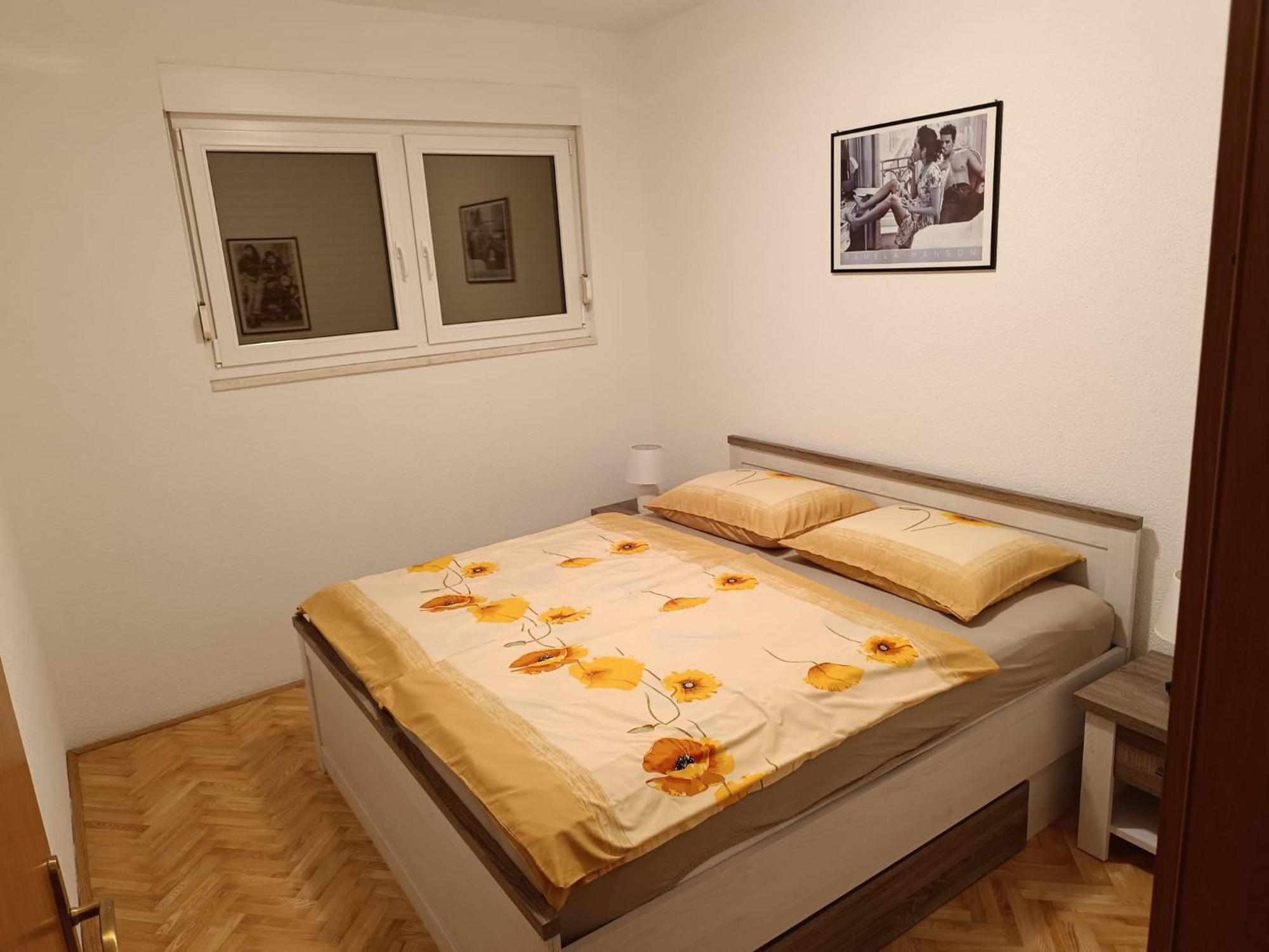 Apartmani Mila Подстрана Екстер'єр фото