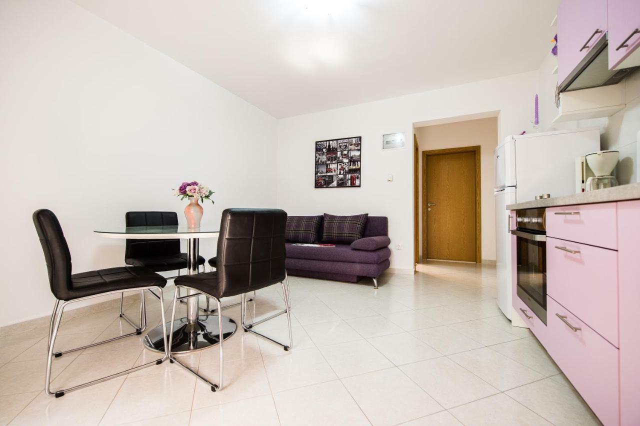 Apartmani Mila Подстрана Екстер'єр фото