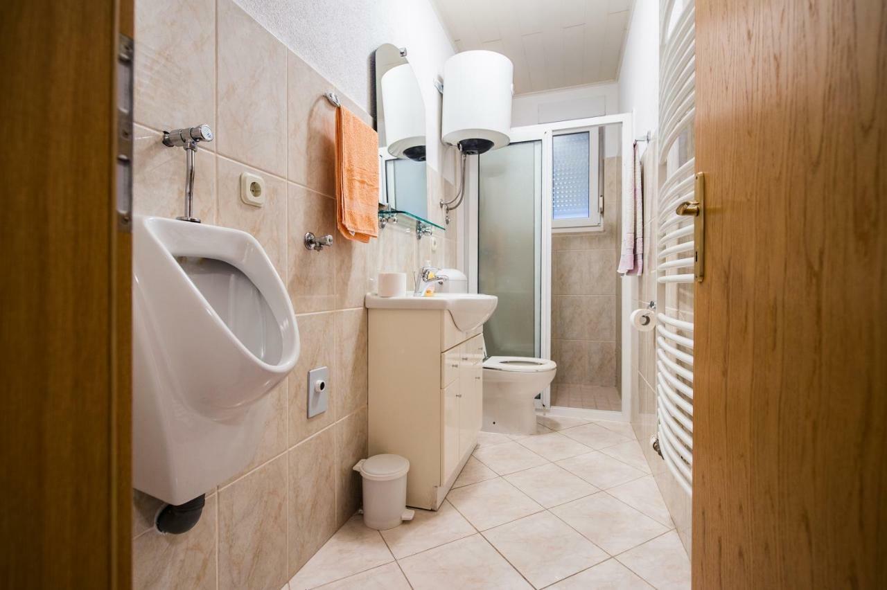 Apartmani Mila Подстрана Екстер'єр фото